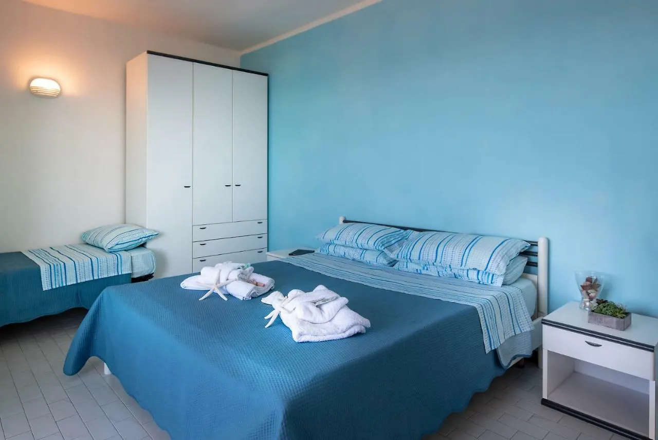 Residence Belvedere Vista - Seafront Rimini Apartmanhotel